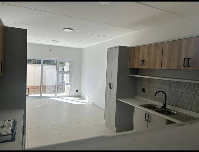 2 BEDROOM PROPERTY TO RENT IN FOURWAYS